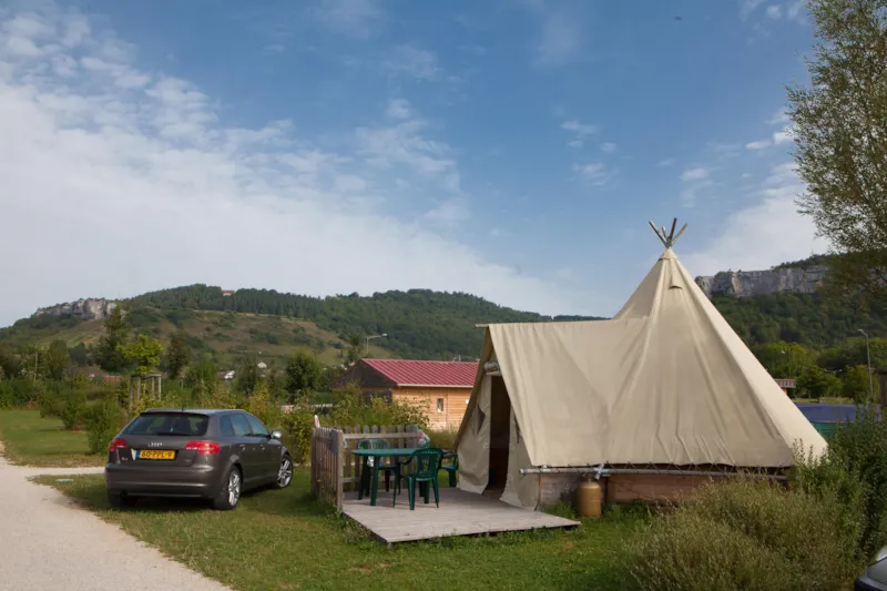 Lodge Trappeur 18M² - 2 Chambres - Sans Sanitaires, Le Tipi, Le Confort En Plus