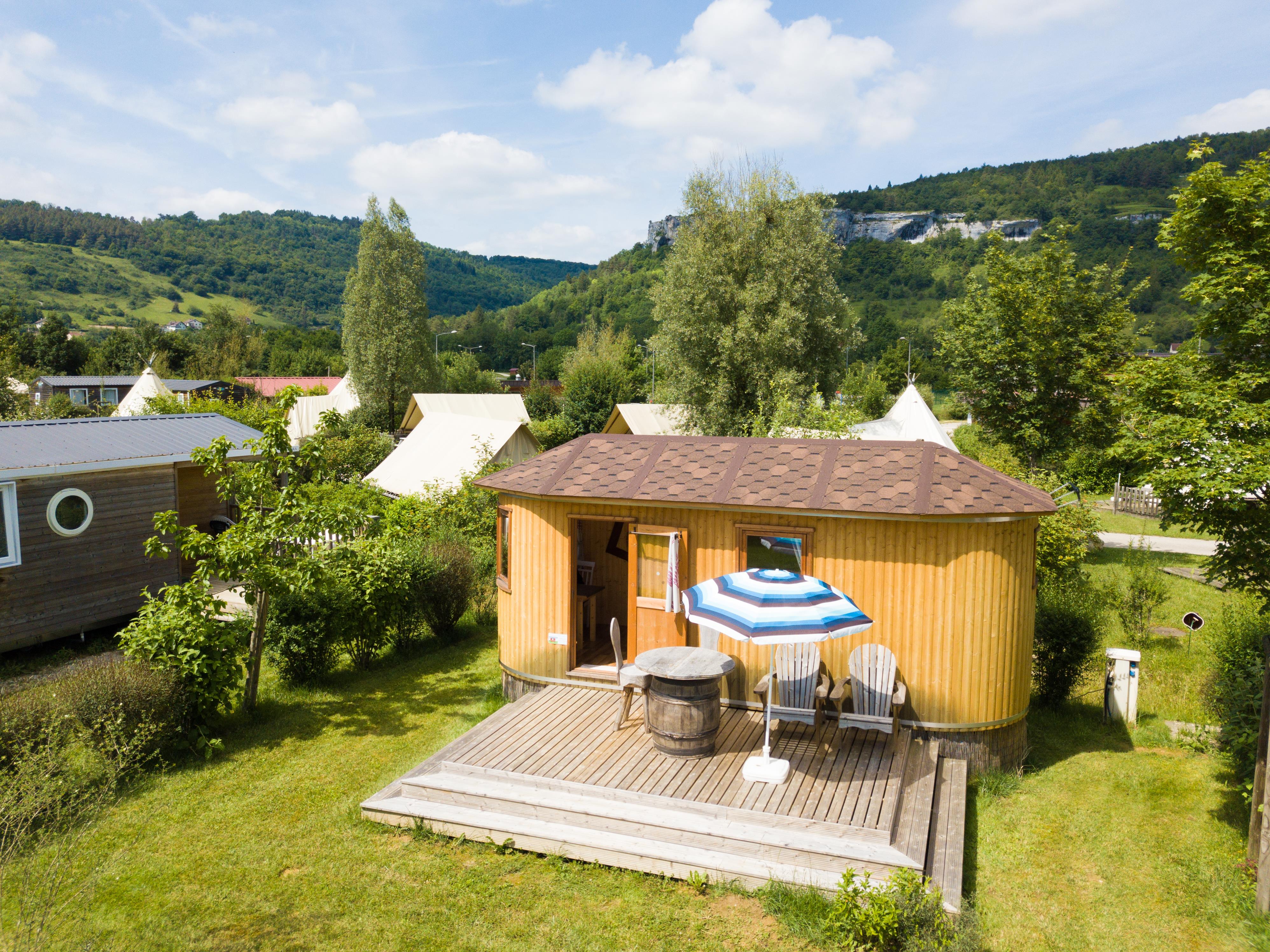Location - Cottage Clavelin - 13M², Confort, Originalité Et Plaisirs À 2 Avec Petit Déjeuner - Camping La Roche d'Ully