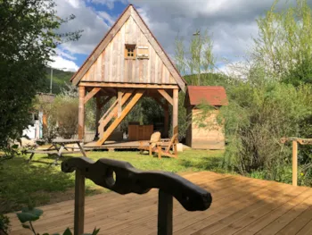 Mietunterkunft - Der Speicher Blochet - 16M2- 1 Zimmer -  Geträumt Von Kind - Camping Ecologique LA ROCHE D'ULLY