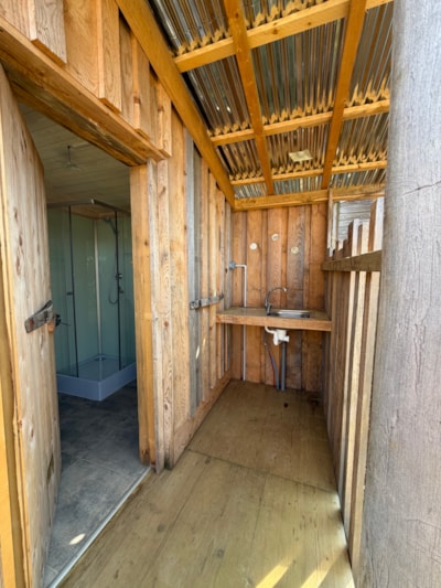 Plénitude Package: 2 people + individual bathroom + dry toilets + car + electricity / 120 m²