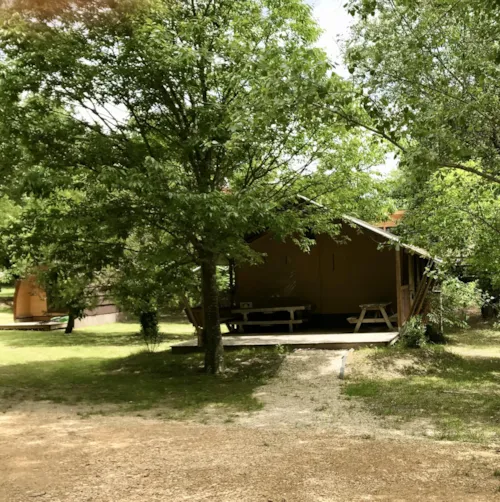 Location - Tente Safari - image n°4 - Camping les Castors ***
