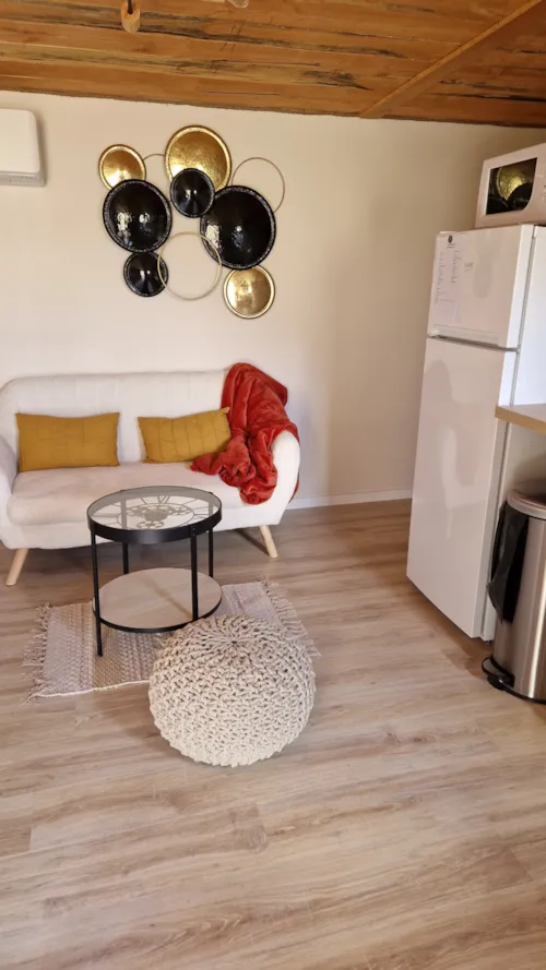Location - Lodge 8 Lavande Clim - image n°2 - Camping les Castors ***