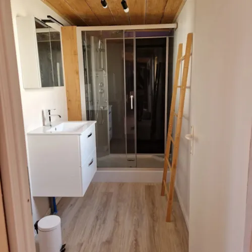 Location - Lodge 8 Lavande Clim - image n°4 - Camping les Castors ***
