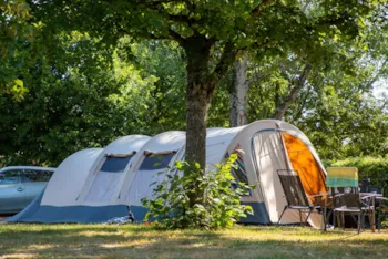 Kampeerplaats(en) - Cyclo/Wandel Stop: Zonder Voertuig En Zonder Elektriciteit - Camping de Saulieu