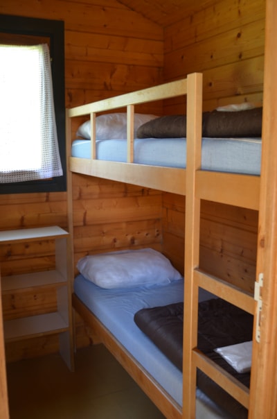 Pannecière nature cabin — 5