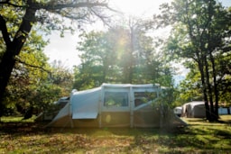 Pitch - Decathlon – Ready To Camp Package Tribu + Fridge - Flower Camping des Lacs