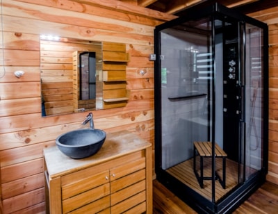 Chalet Confort 50m² - 3 bedrooms + sheltered terrace + TV + oven