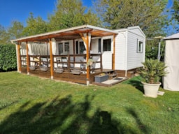 Alojamiento - Mobil-Home Martine Et Jean-Marie, Sous Location, 2 Bedrooms, 4 People - Flower Camping des Lacs