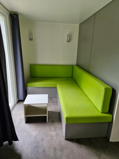 O'Hara mobile home with 2 bedrooms, covered terrace + TV