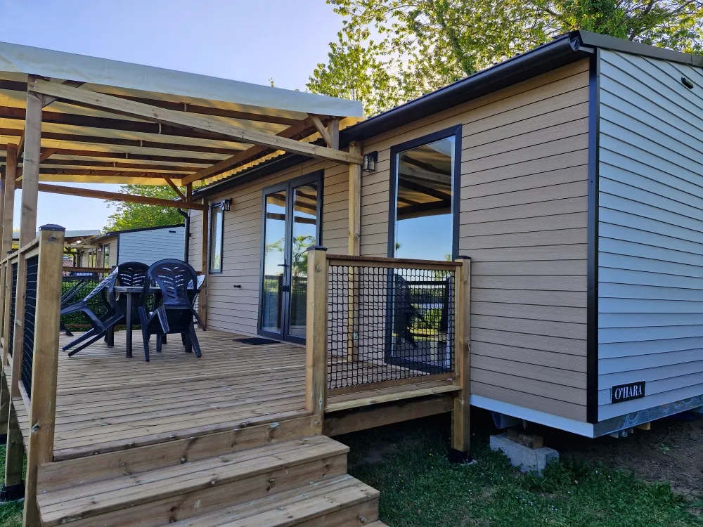Location - Mobil-Home Aquitaine Premium Vue Lac 29M² 2Ch+Terrasse Couverte+ Tv + Lave-Vaisselle +Chiliennes - Flower Camping des Lacs