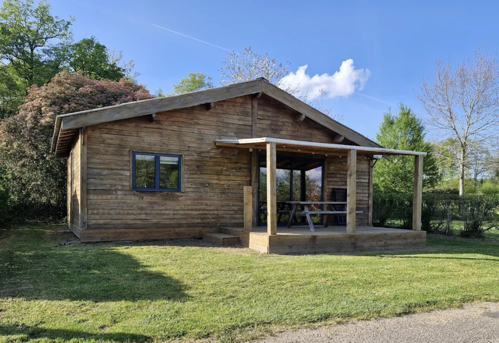 Location - Chalet  Confort 50M² - 3 Chambres + Terrasse Couverte + Tv + Four - Flower Camping des Lacs