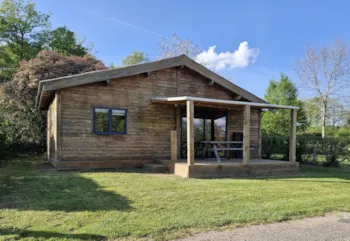 Mietunterkunft - Hütte Confort 50M² - 3 Zimmer + Überdachte Terrasse + Tv  + Backofen - Flower Camping des Lacs