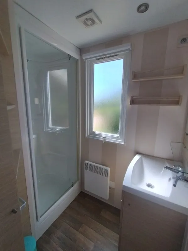 Mobil-Home 3 Ch Prémium  Terrasse Couverte, Tv, Climatisation, Lave-Vaisselle