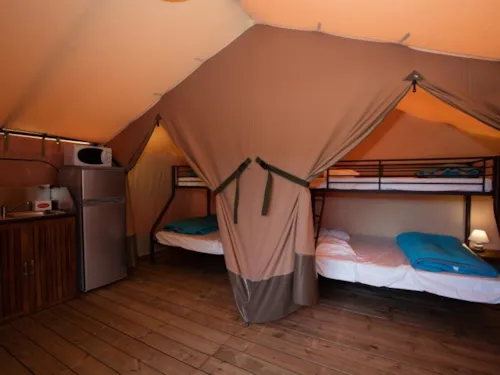Accommodation - Furnished Tent 2 Bedrooms 1 Bathroom *** - image n°5 - YELLOH! VILLAGE - LES RAMIÈRES