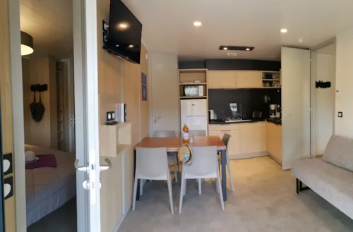 Location - Chalet Bramard Premium Climatisé - 2 Chambres - 2 Sdb + Spa - image n°2 - YELLOH! VILLAGE - LES RAMIÈRES