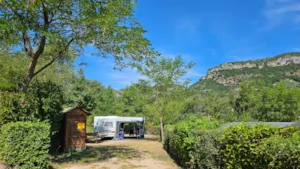 Emplacement - Forfait**** + sanitaire privé - YELLOH! VILLAGE - LES RAMIÈRES