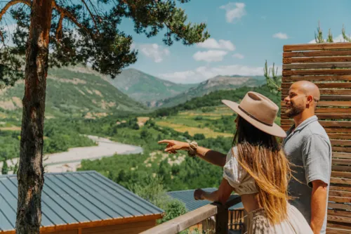 Accommodation - Chalet Angèle Premium Air-Conditioning - 2 Bedrooms + Mezzanine - 2 Bathrooms + Spa - image n°6 - YELLOH! VILLAGE - LES RAMIÈRES