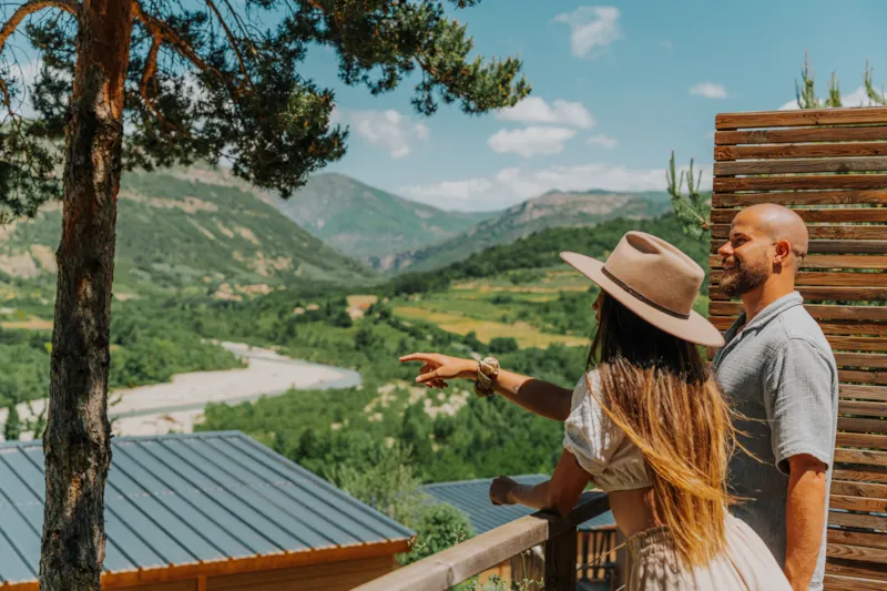 Chalet Angèle Premium Climatisé - 2 Chambres + Mezzanine - 2 Sdb + Spa