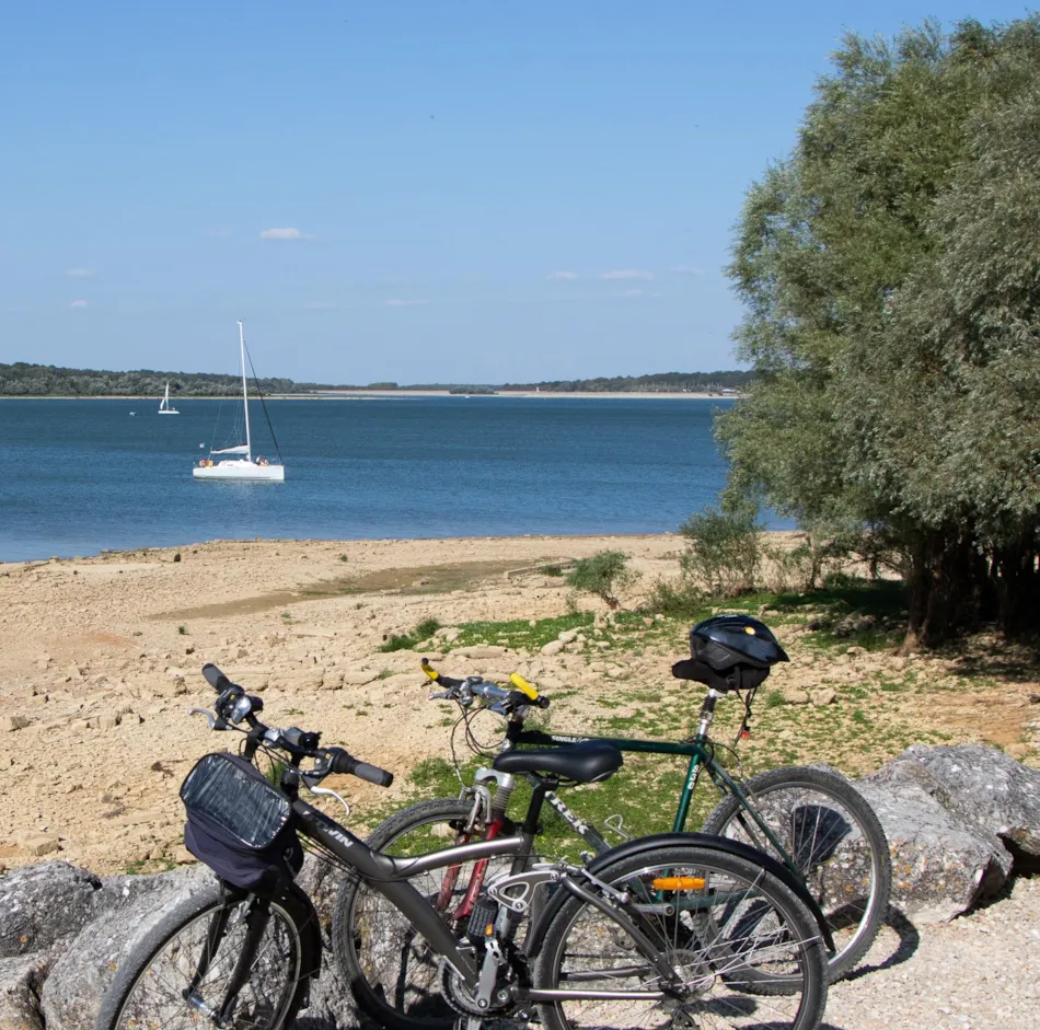 Camping La Presqu'île de Champaubert