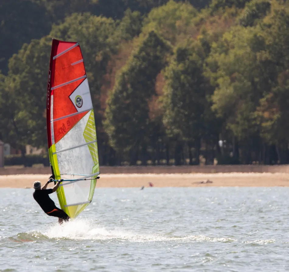Camping La Presqu'île de Champaubert
