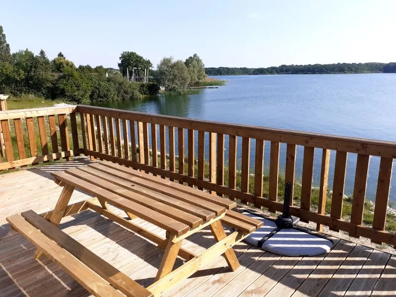 Location - Mobilhome 4 P Premium   2 Ch1sdb Vue Sur Le Lac - Camping La Presqu'île de Champaubert