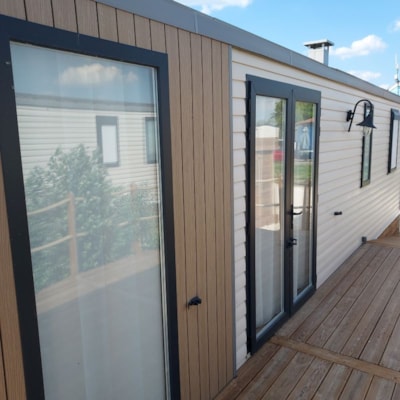 PREMIUM mobile home with 2 bedrooms and 1 bathroom, lake view — 5