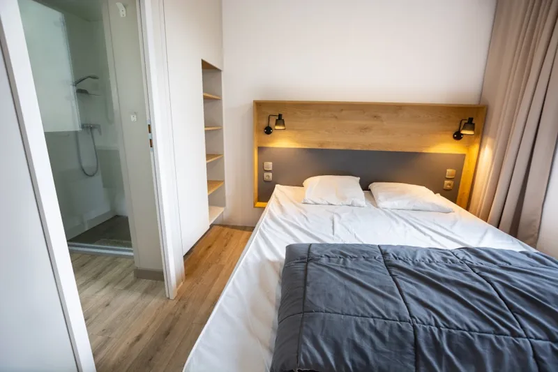 Mobilhome 3 Ch Ls  1 À 6 Personnes  Max 5 Pers >18 Ans