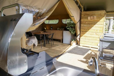 safari tent — 4