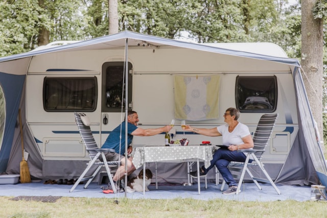 Caravan pitch = 72m²