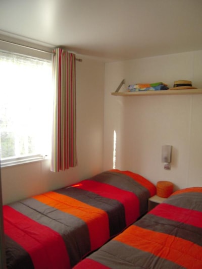 PRIVILEGE Mobile Home, 2 bedrooms, air conditioning, TV.