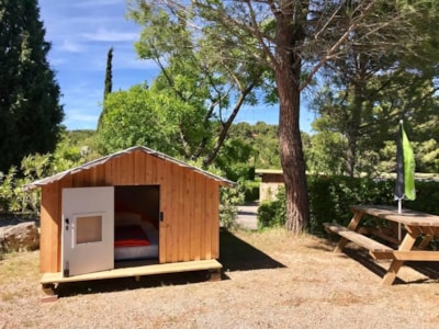 Privilege Cabin pitch