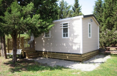 PRIVILEGE Mobile Home, 2 bedrooms, air conditioning, TV.