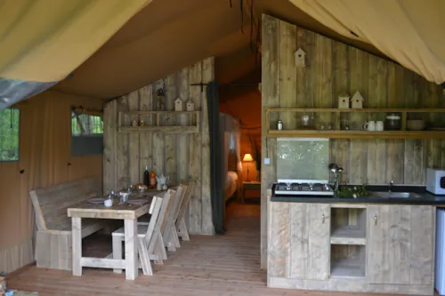 Location - Tente Glamping *** - image n°2 - YELLOH! VILLAGE - DOMAINE PROVENCAL