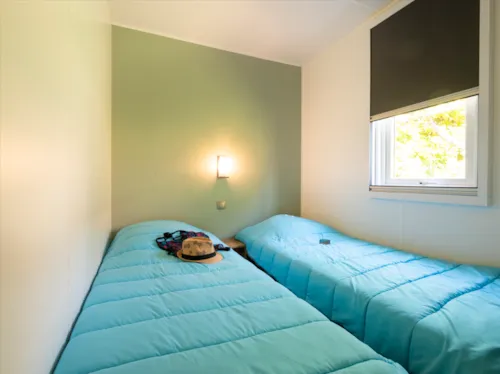 Location - Cottage Premium 3 Chambres - 2 Salles De Bain Climatisé Avec Spa - image n°6 - YELLOH! VILLAGE - DOMAINE PROVENCAL