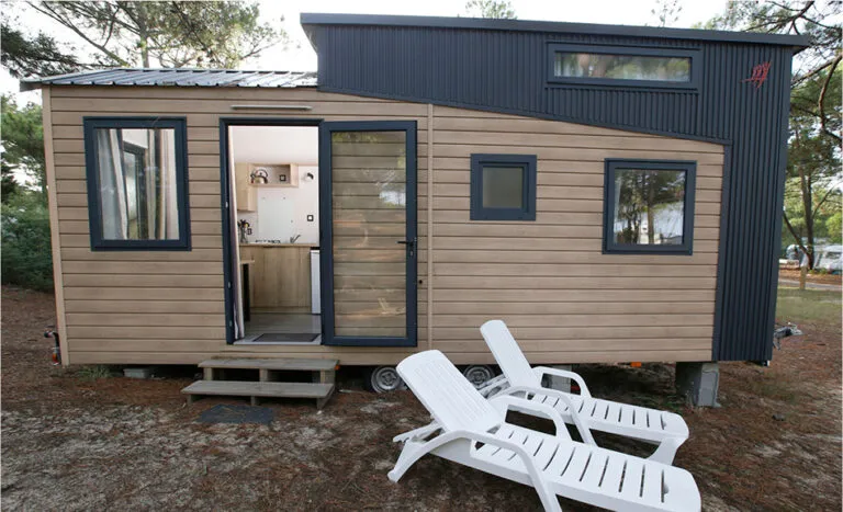 Accommodation - Tiny Home - 15 M² - 2 Bedrooms - With Toilet Block - CHM Monta