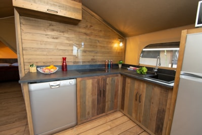 Lodge Premium 46m² 2 bedrooms + Plancha+ Dishwasher + Nordic bath + terrace on piles