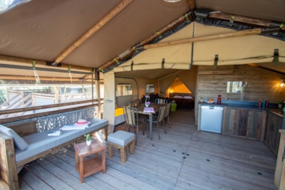 Lodge Premium 46m² 2 bedrooms + Plancha+ Dishwasher + Nordic bath + terrace on piles
