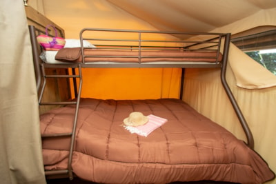 Lodge Premium 46m² 2 bedrooms + Plancha+ Dishwasher + Nordic bath + terrace on piles