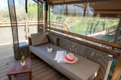 Lodge Premium 46m² 2 bedrooms + Plancha+ Dishwasher + Nordic bath + terrace on piles