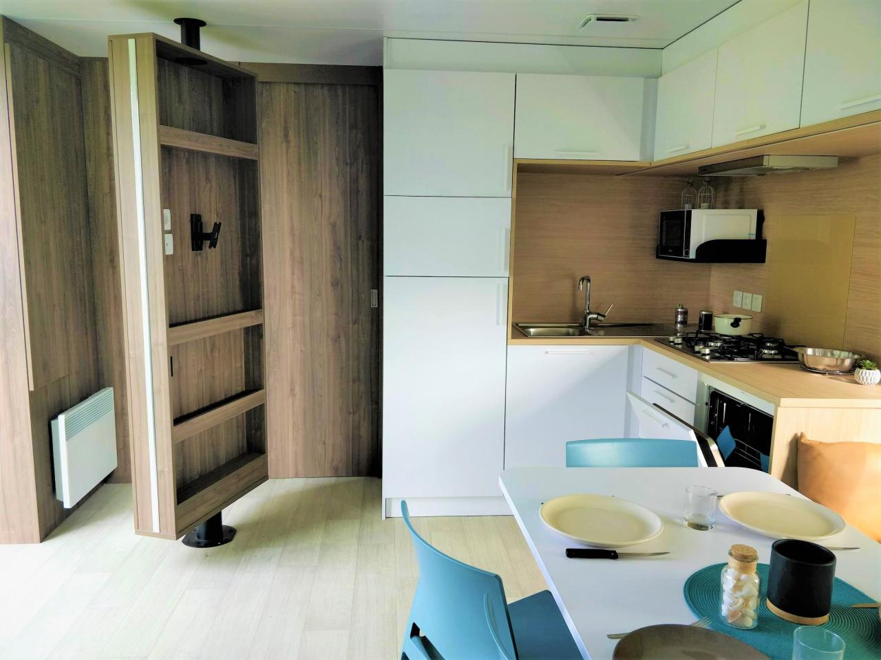 Mobil-Home Premium Luxe 40M² (2 Bedrooms-4/6 Pers.) + Terrace On Piles+Air Conditioning+Tv Mobil-Home Premium Luxe 40M² (2 Bedrooms-4/6 Pers.) + Terrace On Piles+Air Conditioning+Tv