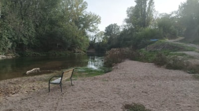 Comfort Package (1 tent, caravan or motorhome / 1 car / electricity 10A ) + water connexion