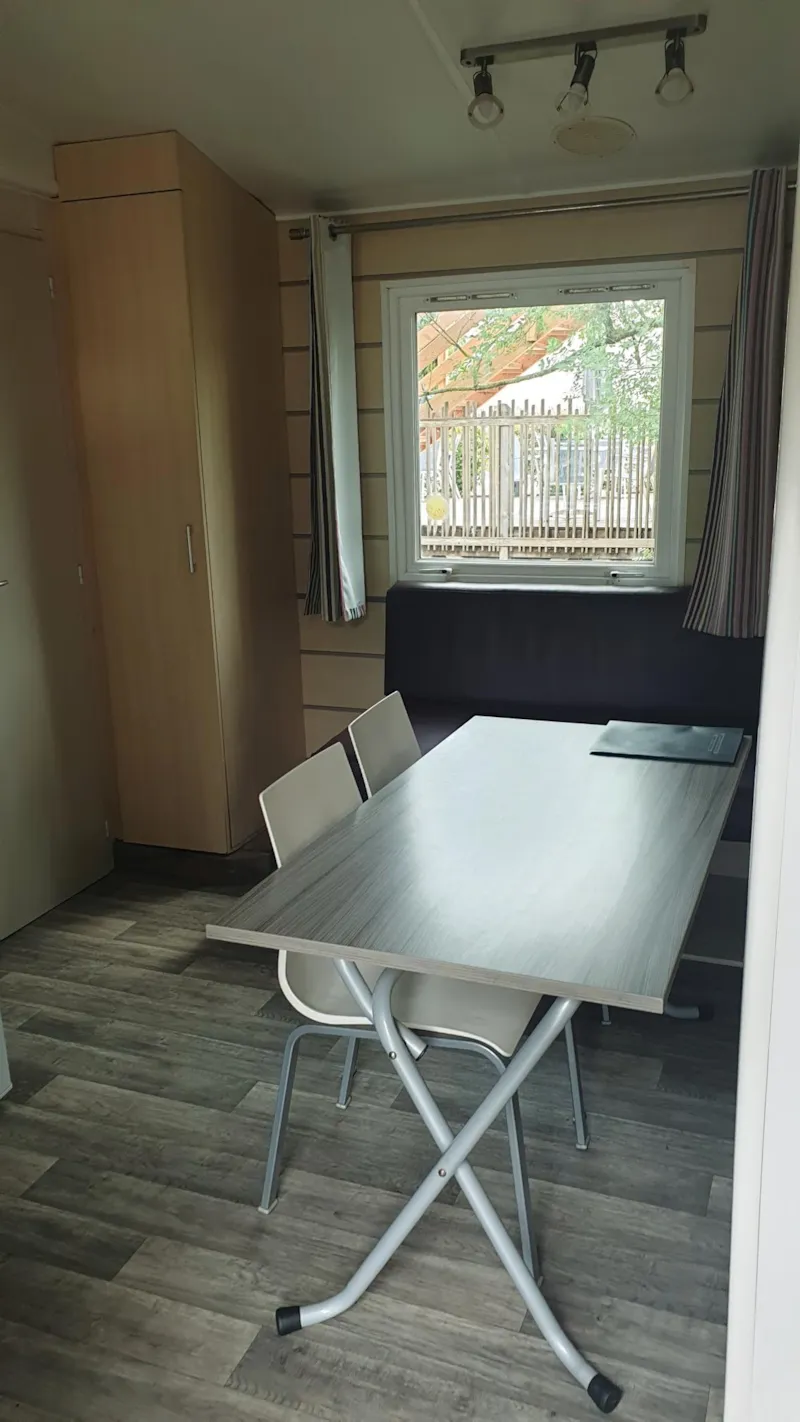 Mobil-Home Confort 24M² 2 Chambres + Terrasse Sur Pilotis