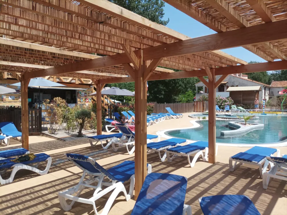 Flower Camping du Moulin des Iscles - image n°16 - Camping Direct
