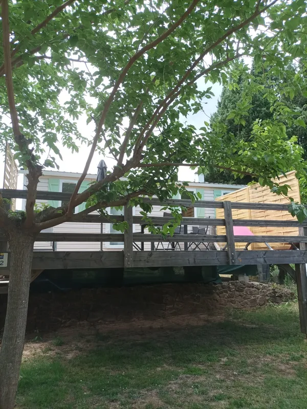 Mobil-Home Confort 23M² 2 Chambres + Terrasse Sur Pilotis