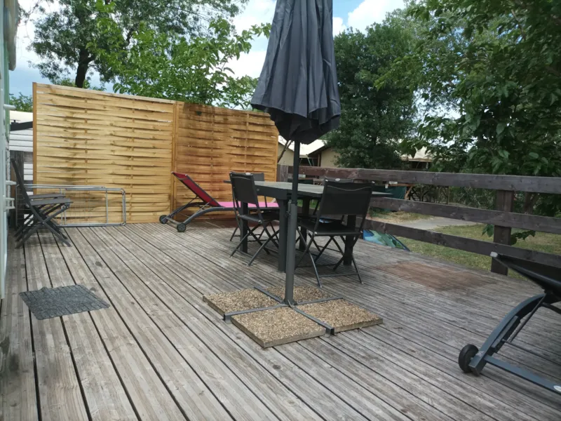 Mobil-Home Confort 23M² 2 Chambres + Terrasse Sur Pilotis