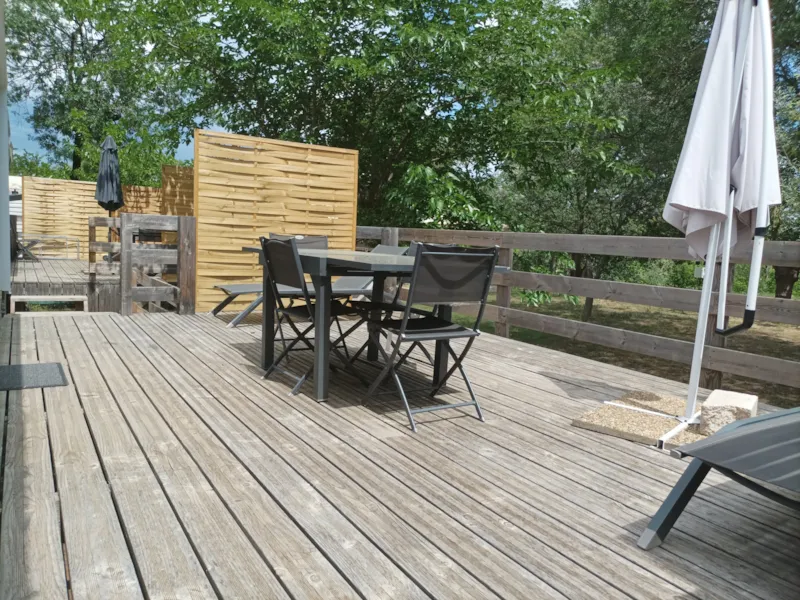 Mobil-Home Confort 28M² 2 Chambres + Terrasse Sur Pilotis