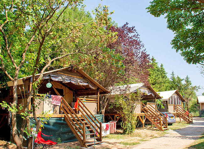 Flower Camping du Moulin des Iscles — Photo 8