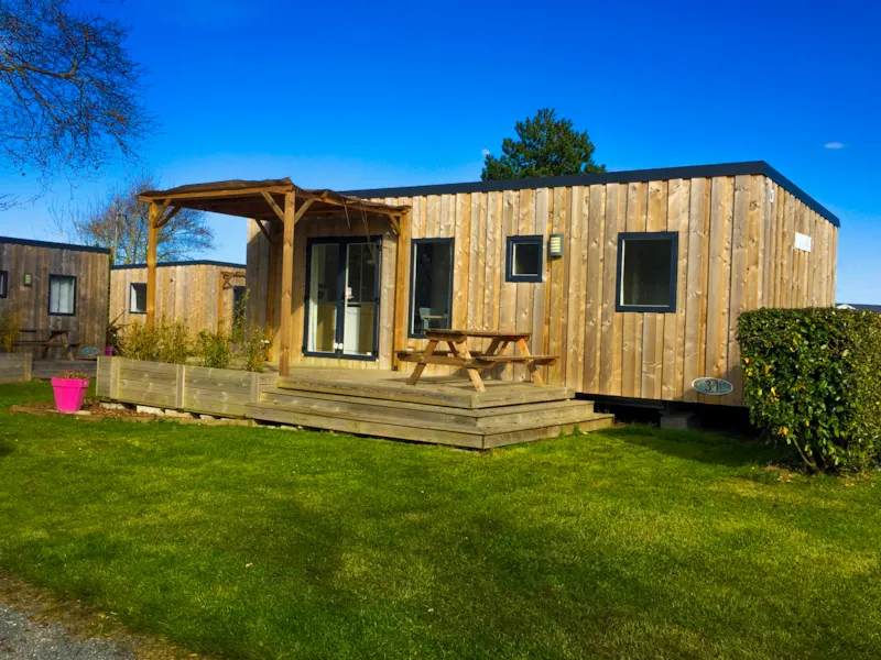 Cottage Prestige - 3 Chambres (Lits Préparés / Télévision)