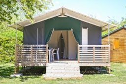 Huuraccommodatie(s) - Modern Lodge - 20,4 M² - 2 Slaapkamers - Camping Les Rives du Douet