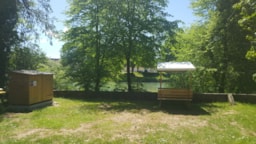 Kampeerplaats(en) - Standplaats "Confort Premium" - Camping le Moulin